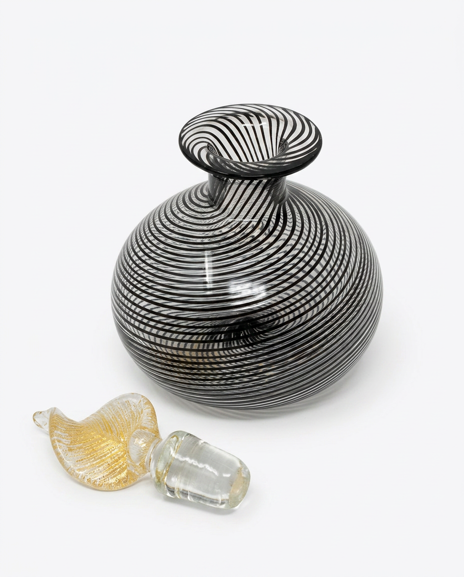 An Italian Murano Handblown Glass Perfume Bottle